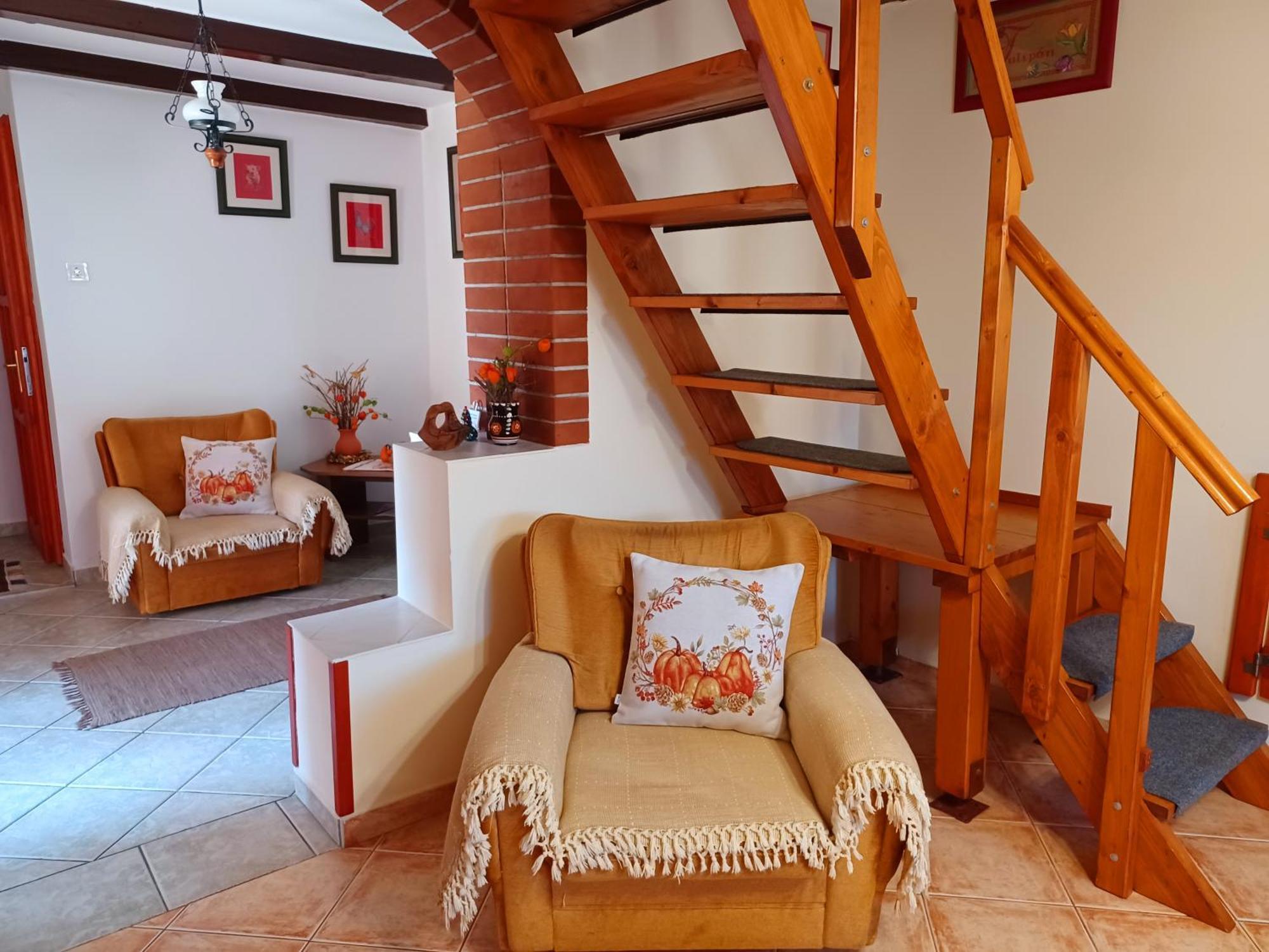 Tulipán Ház Apartman Bodony Kültér fotó